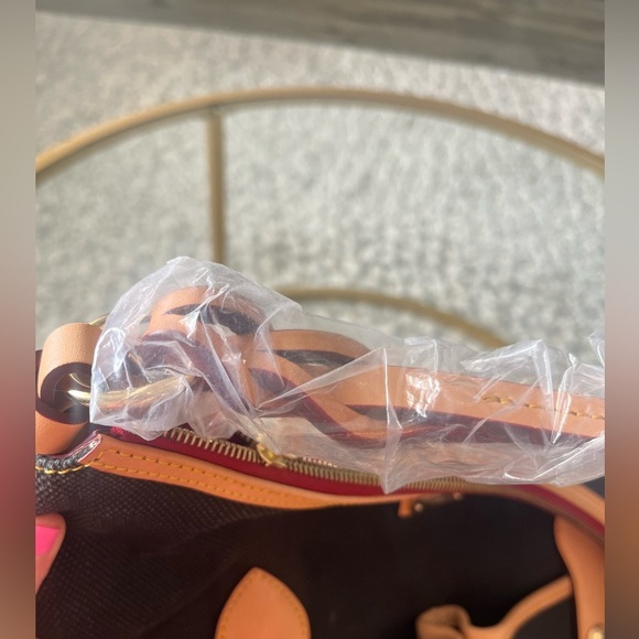 NWT Dooney and Bourke Florentine Vacchetta 2 pocket Canvas Bag, Black and Tan - Picture 9 of 11